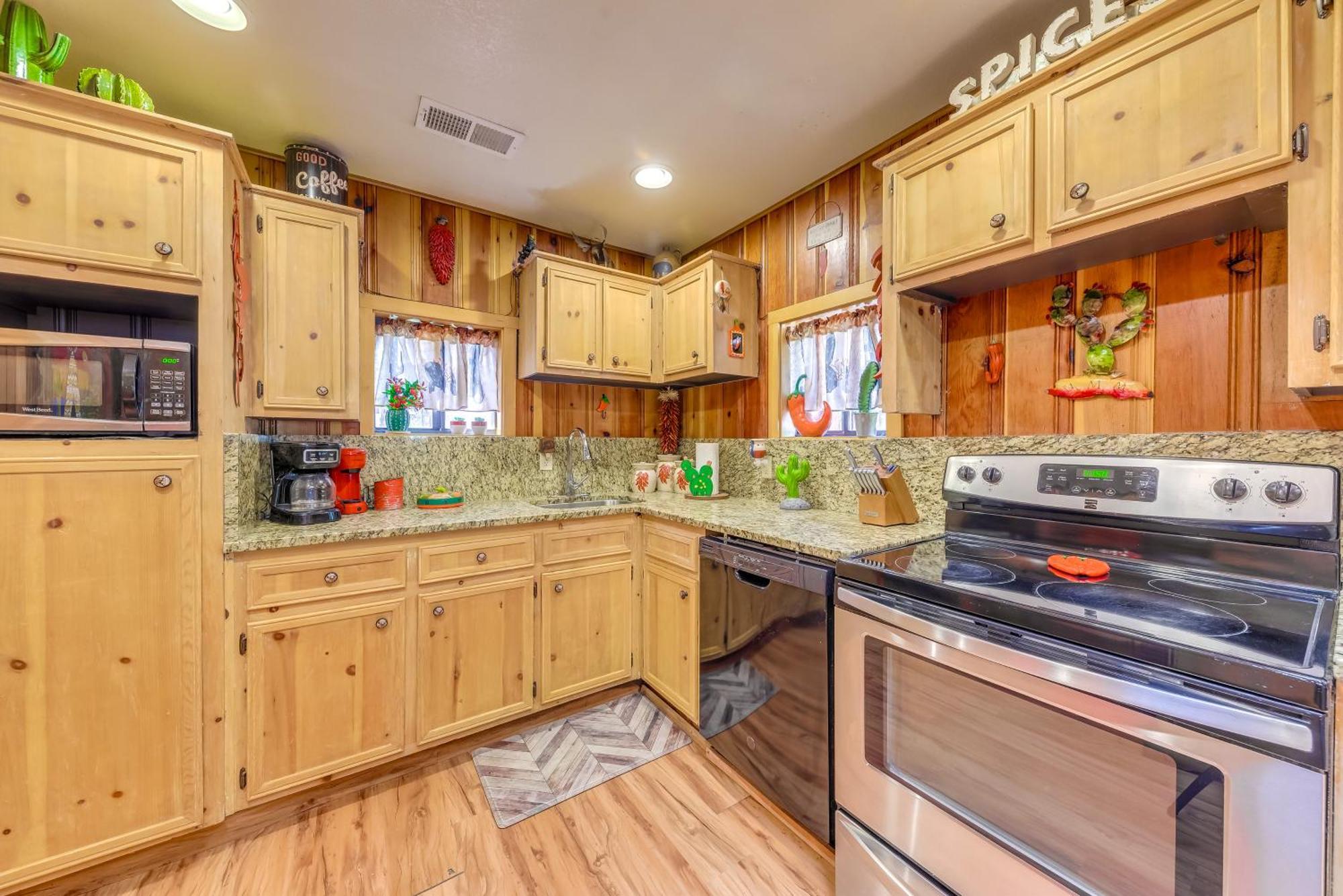 Unique Bear Country Cabin In Ruidoso With Hot Tub! Exterior foto
